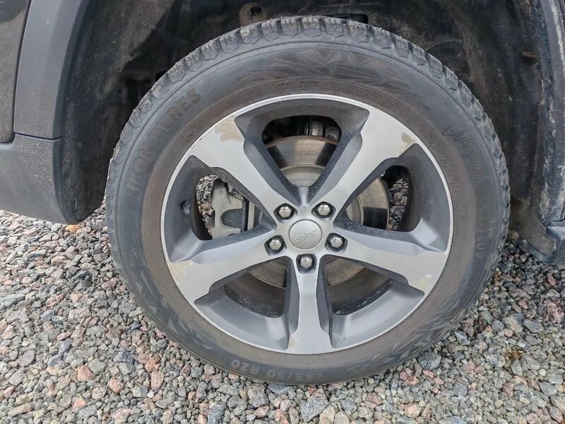 Jeep GRAND CHEROKEE — фото 15
